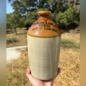 Greene, King, & Sons, LTD. Brewers Bury St Edmunds Beer Crock